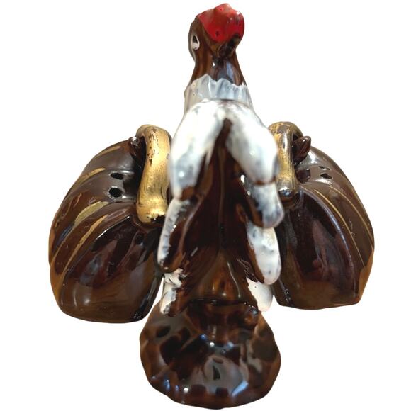 Vintage Japan Pico Red Rooster with Bags Salt and Pepper Shakers Pottery 3pcs - Picture 4 of 9